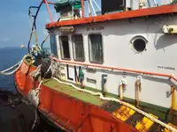 Tàu làm việc để bán