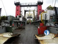 Tàu kéo lưới để bán