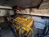 Tàu dẫn đường để bán