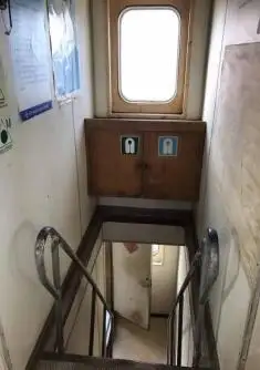 Tàu đổ bộ, chở hàng để bán