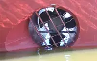 Tàu kéo để bán