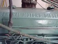 Tàu kéo để bán
