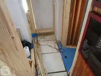 Tàu kéo lưới để bán