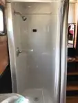 Tàu kéo lưới để bán