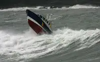 Tàu dẫn đường để bán
