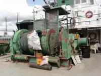 Tàu kéo để bán