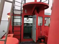 Tàu kéo để bán