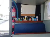 Tàu hỗ trợ lặn để bán