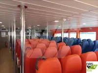 Tàu chở khách để bán