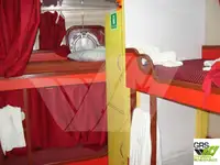 Tàu cung cấp để bán