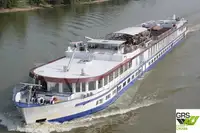 Tàu du lịch để bán