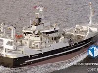 Tàu kéo lưới để bán