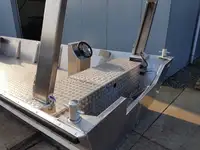 Tàu đổ bộ, chở hàng để bán