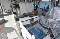 Tàu câu dài để bán
