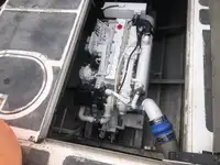 Tàu làm việc để bán