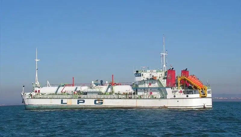 Tàu chở khí tự nhiên hóa lỏng (LNG) để bán