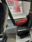 Tàu dẫn đường để bán