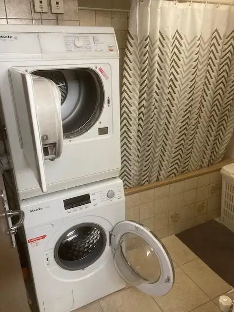 Tàu chở hàng rời để bán