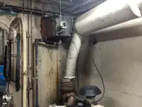 Tàu kéo lưới để bán