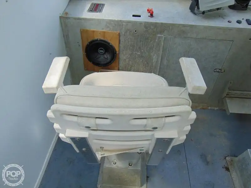 Tàu tuần tra để bán