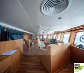 Tàu du lịch để bán