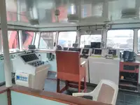 Sà lan để bán