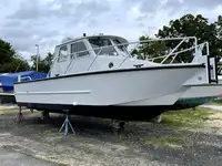 Tàu hỗ trợ lặn để bán