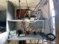 Tàu kéo lưới để bán