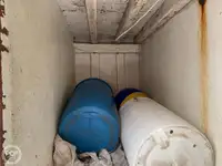 Tàu câu dài để bán