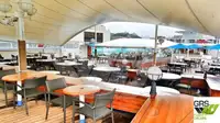 Tàu du lịch để bán