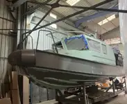 Tàu làm việc để bán