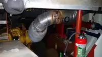 Tàu kéo lưới để bán