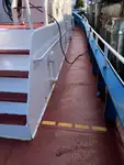 Tàu kéo để bán