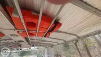 Tàu du lịch để bán