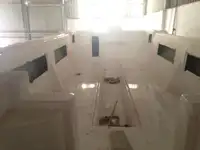 Tàu cứu hộ để bán