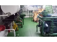 Tàu nạo vét để bán