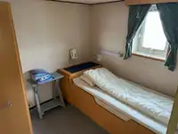 Tàu kéo để bán
