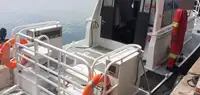 Tàu chở thủy thủ đoàn để bán