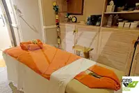 Tàu du lịch để bán