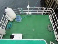 Tàu kéo để bán