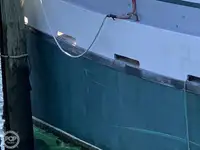 Tàu câu dài để bán