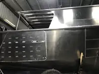 Tàu làm việc để bán