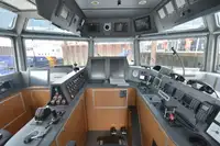 Tàu làm việc để bán