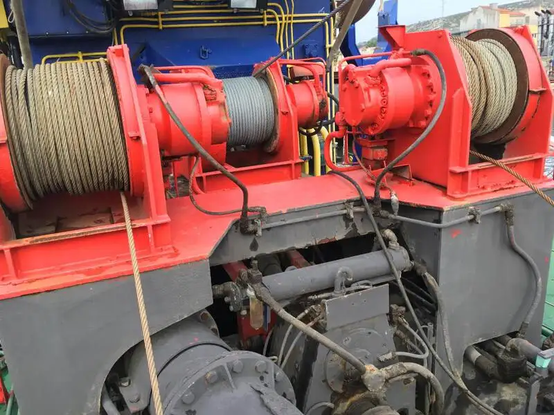 Tàu nạo vét để bán