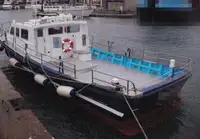 Tàu làm việc để bán
