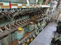 Tàu câu dài để bán