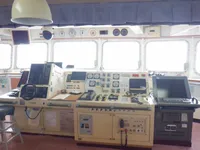 Tàu nghiên cứu để bán