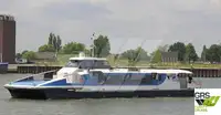Tàu du lịch để bán
