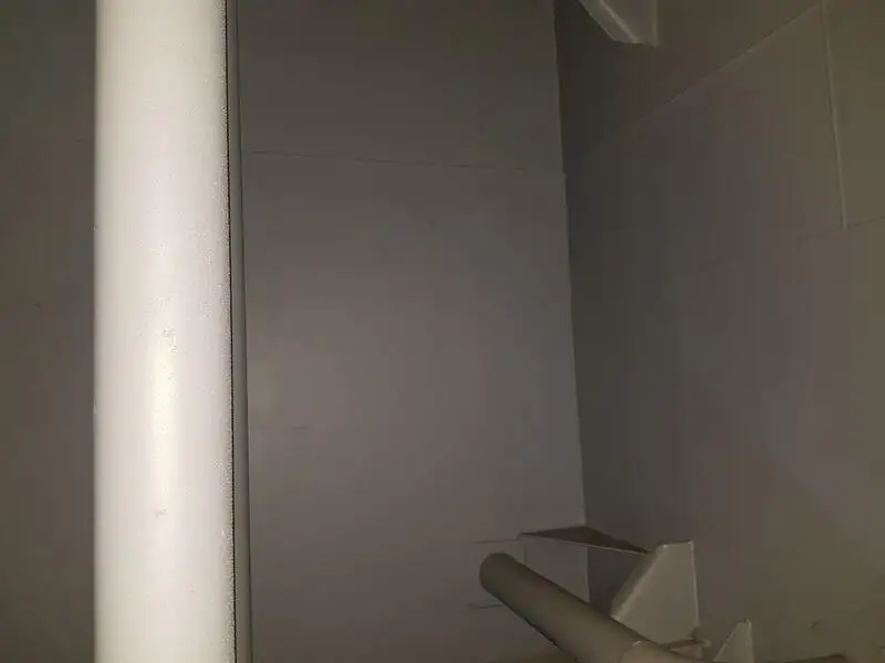 Sà lan để bán