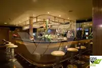 Tàu du lịch để bán